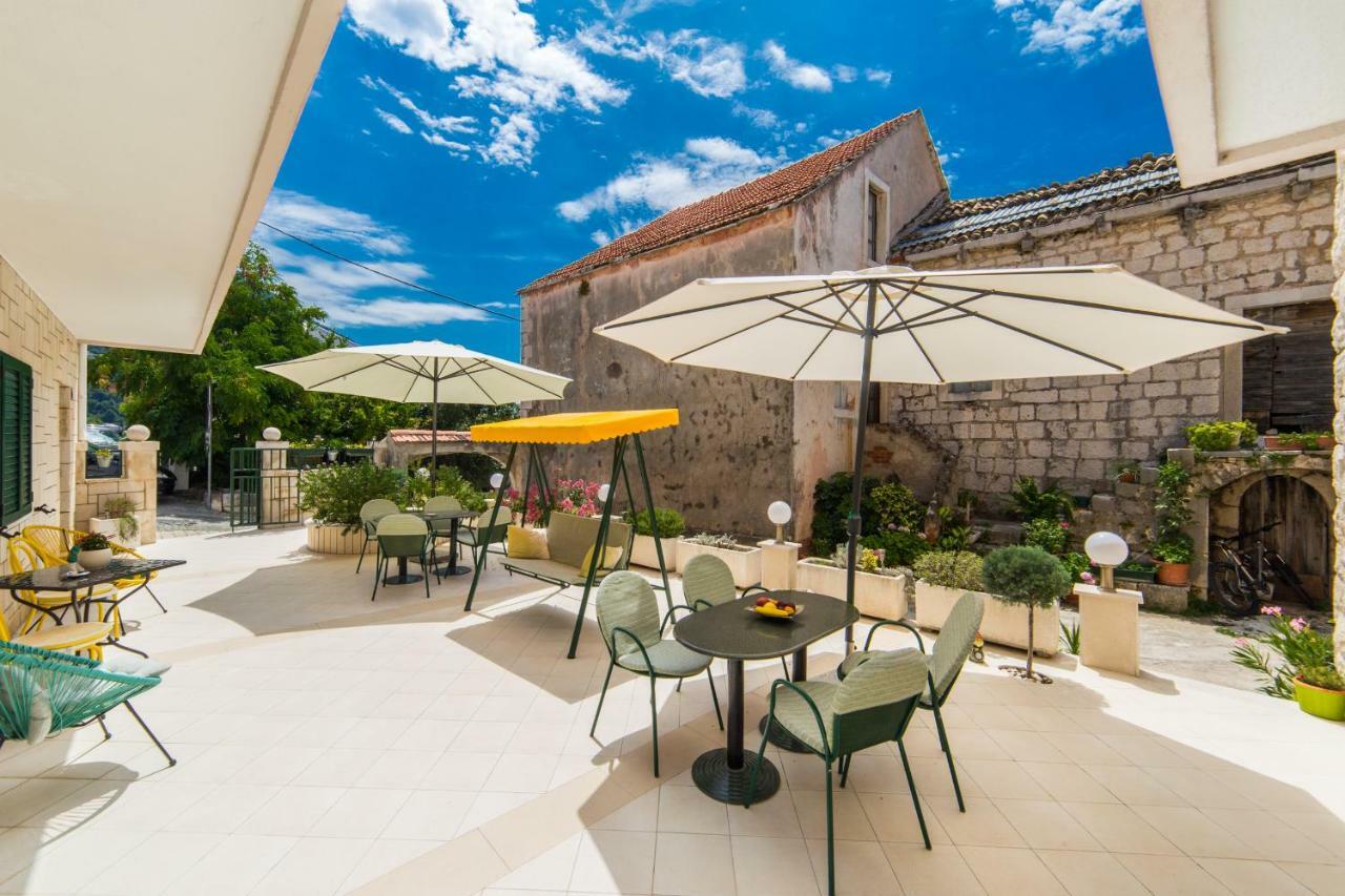 Apartmani Ujdur Градац Экстерьер фото